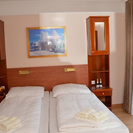 Private Room Pyrkerstrasse Bad Hofgastein Quarto foto